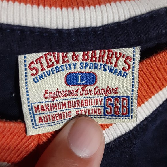 Steve & Barry's Men's Chicago IL V Neck Pullover Shirt in Size L - Picture 6 of 6